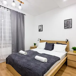 https://cracow-rent-apartments.krakowhotelspoland.com